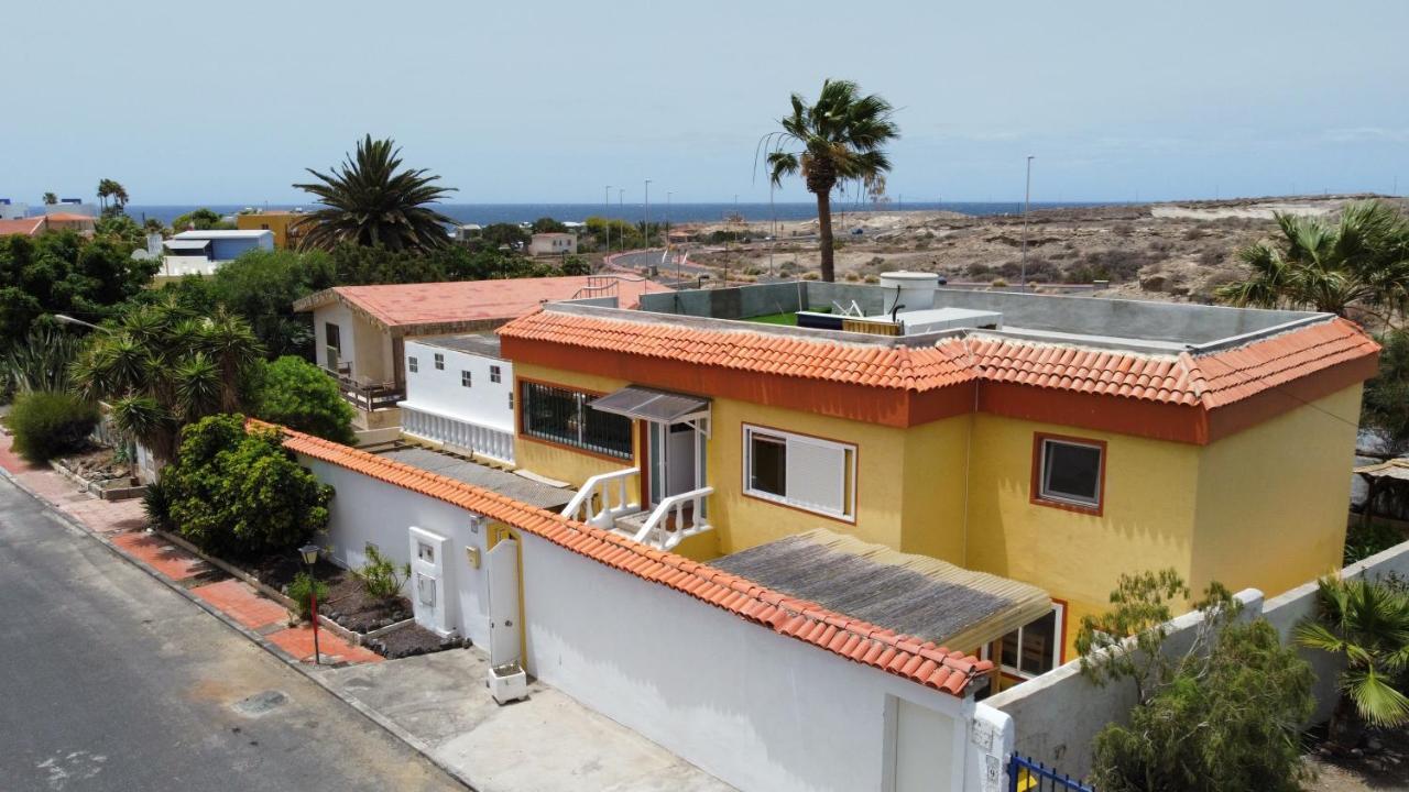 Hostel Los Amigos Yoga & Wellness La Mareta ภายนอก รูปภาพ
